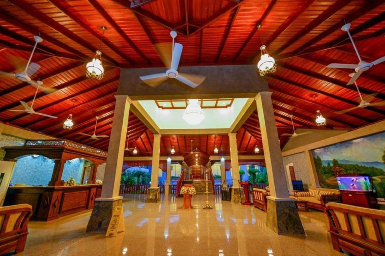Centauria Wild Hotell Udawalawe Exteriör bild